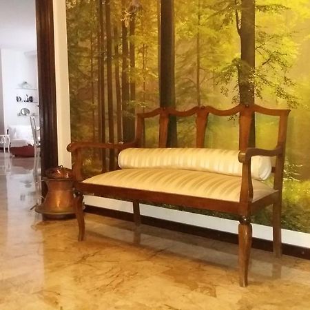 La Martino B&B Varese Buitenkant foto